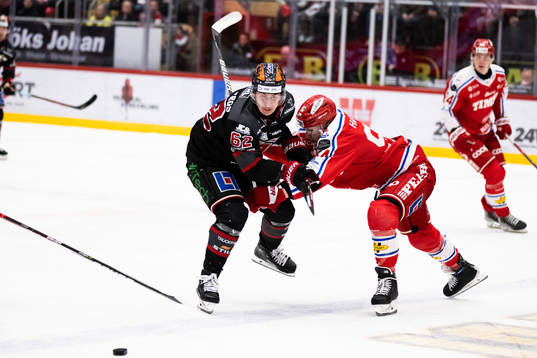 Örebros Robert Leino och Timrås Sebastian Hartmann