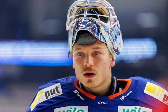 Växjös målvakt Emil Larmi