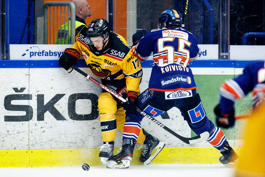 Luleås Isac Brännström och Växjös Miika Koivisto