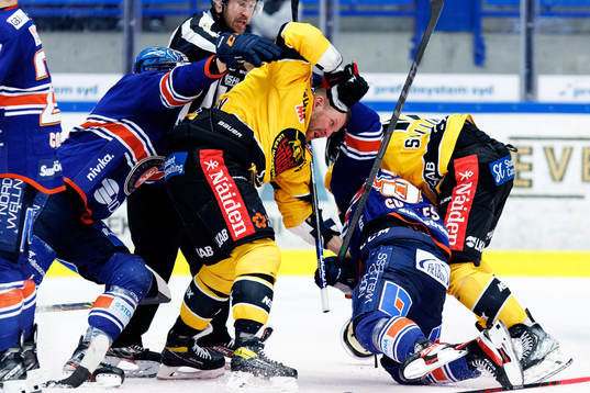 Luleås Leo Komarov och Växjös Glenn Gustafsson