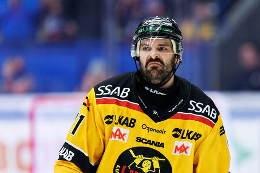 Luleås Linus Fröberg deppar