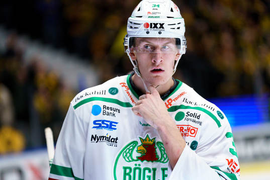 Rögles Adam Edström deppar