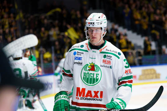 Rögles Adam Edström deppar