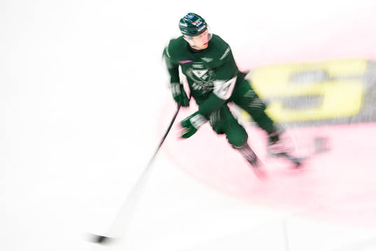 Färjestads Victor Ejdsell