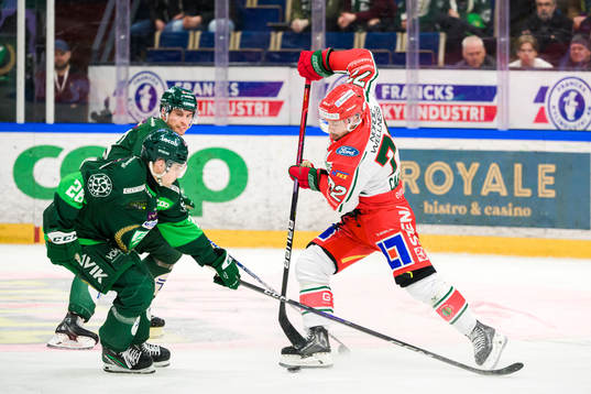 Färjestads Joel Nyström och Frölundas Patrik Carlsson