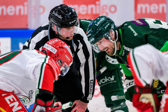 Frölundas Joel Lundqvist och Färjestads Linus Johansson