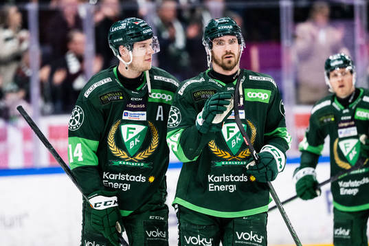 Färjestads Victor Ejdsell och August Tornberg jublar