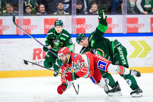 Frölundas Anthony Greco och Färjestads Brandon Davidson