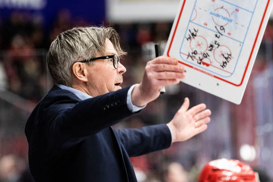Timrås tränare Anders Karlsson reagerar
