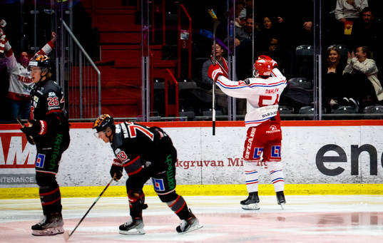 Timrås Jonathan Dahlén gör 3-4 och jublar