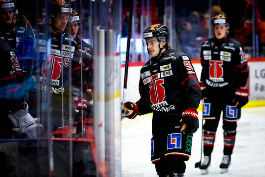 Örebros Leo Carlsson deppar