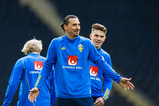 Zlatan Ibrahimovic and Viktor Gyökeres of the Swedish