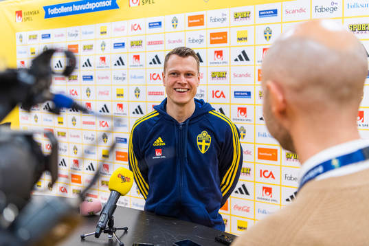 Viktor Claesson of the Swedish national football team