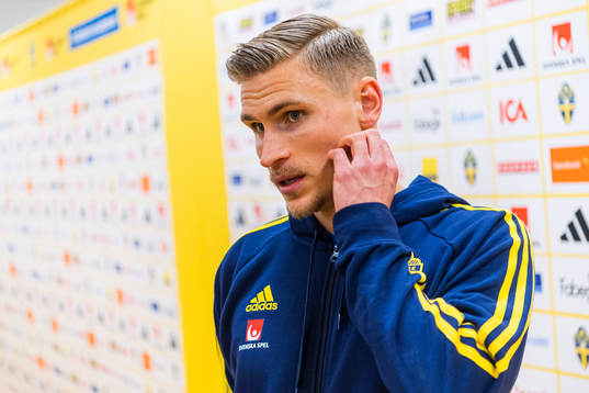 Carl Starfelt of the Swedish national football team