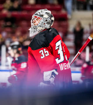 Malmö Redhawks målvakt Adam Werner
