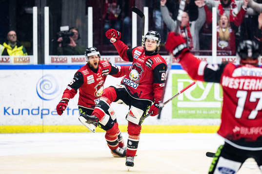 Malmö Redhawks Lukas Wernblom jublar