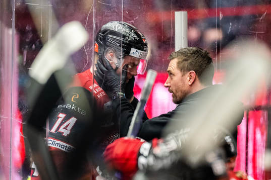 Malmö Redhawks Carl-Johan Lerby ses om
