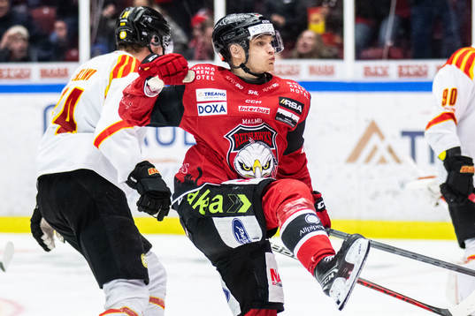 Malmö Redhawks Johan Olofsson jublar
