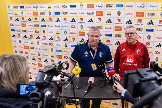 Martin Fredman, Head of Security, and head coach Janne