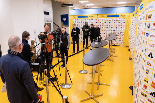 Media ahead a mixed zone