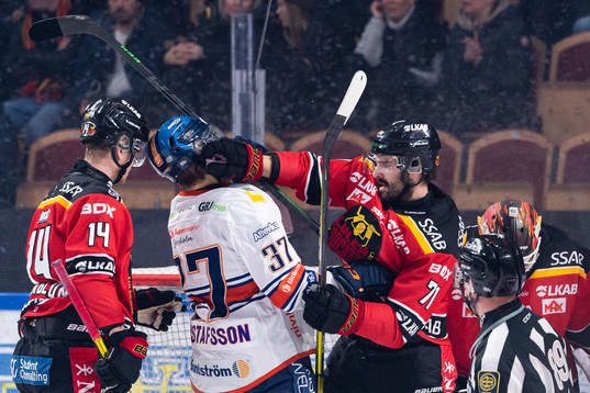 Bråk mellan Växjös Glenn Gustafsson och Luleås Linus