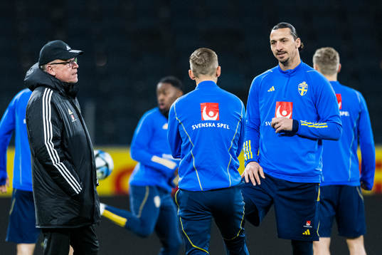 Zlatan Ibrahimovic and Head coach Janne Andersson of the