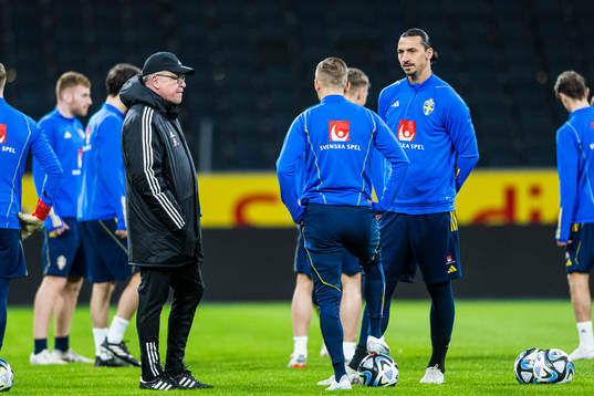Zlatan Ibrahimovic and Head coach Janne Andersson of the
