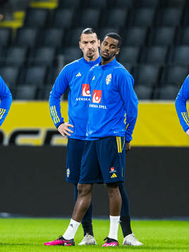 Zlatan Ibrahimovic and Alexander Isak of the Swedish