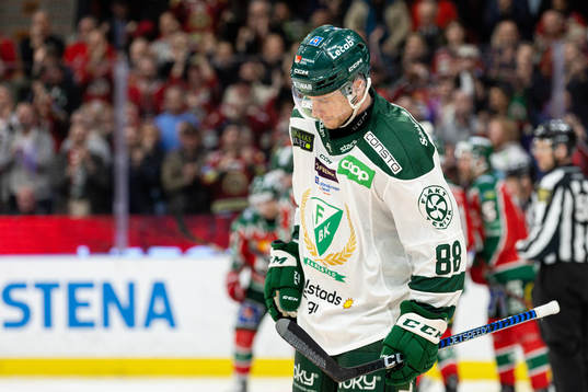 Färjestads Brandon Davidson deppar