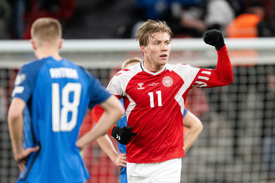 Rasmus Højlund of Denmark celebrates the 1-0 goal