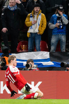 Rasmus Højlund of Denmark celebrates the 1-0 goal