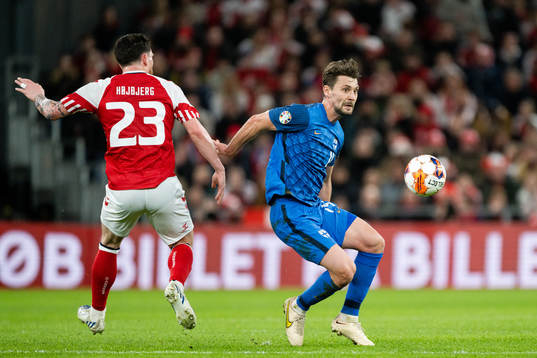 Pierre-Emile Højbjerg of Denmark and Kaan Kairinen of