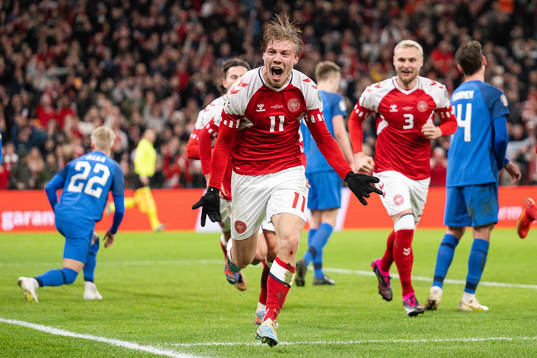 Rasmus Højlund of Denmark celebrates the 2-1 goal
