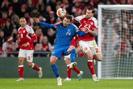 Pierre-Emile Højbjerg of Denmark and Kaan Kairinen of