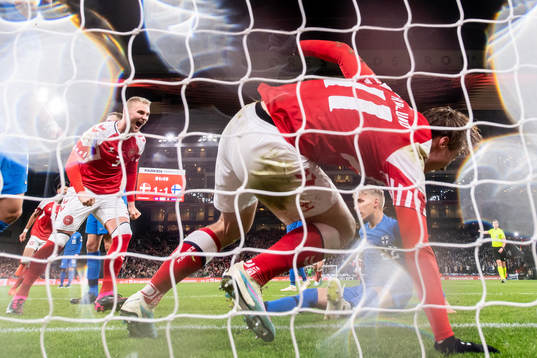 Victor Nelsson (left) celebrates