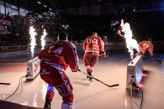 Timrås Jonathan Dahlén och Robin Hanzl gör entré