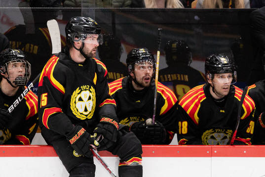 Brynäs Simon Bertilsson deppar