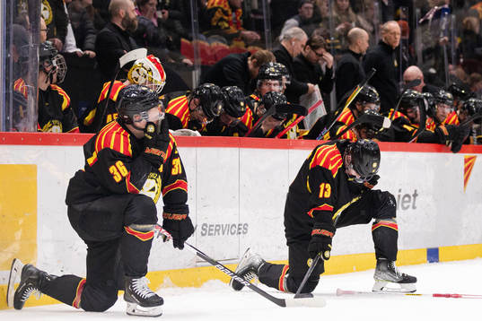 Brynäs Linus Ölund och Samuel Johannesson  deppar