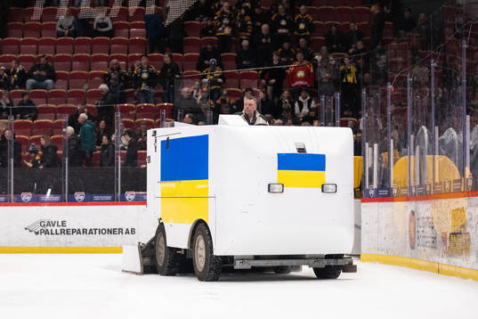 Ismaskin med Ukrainas flagga