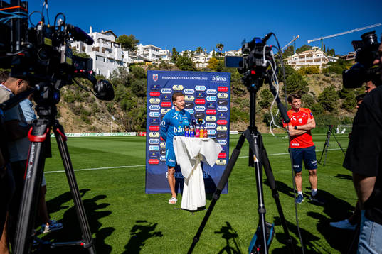 Martin Ødegaard and Morten Morisbak Skjønsberg, press
