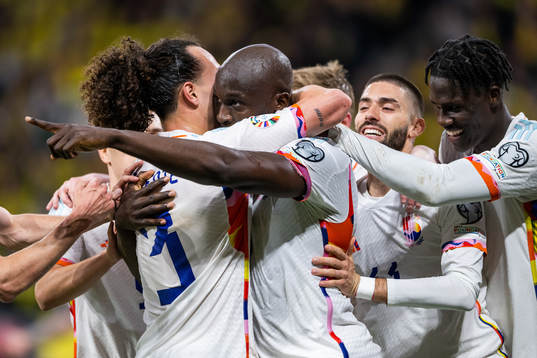 Romelu Lukaku of Belgium celebrates with team mates