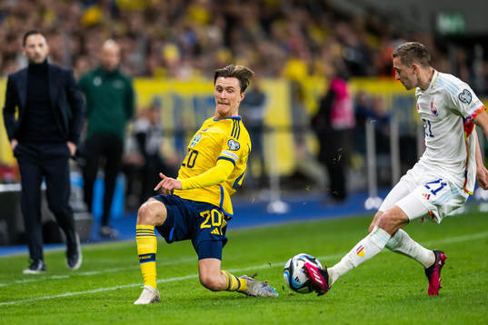 Kristoffer Olsson of Sweden and Timothy Castagne of Belgium