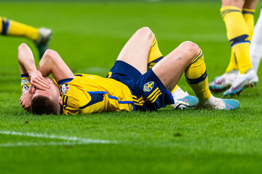 Mattias Svanberg of Sweden in pain