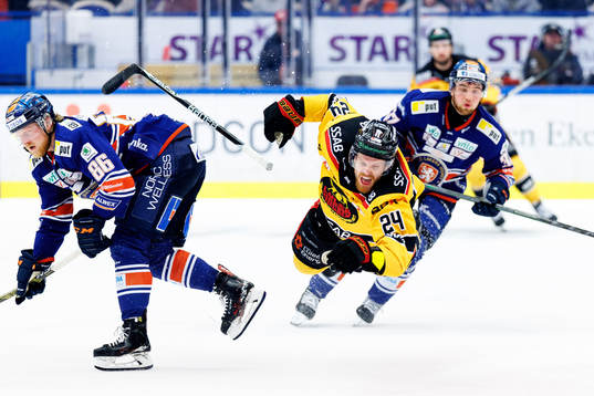 Växjös Joachim Blichfeld och Luleås Brendan Shinnimin