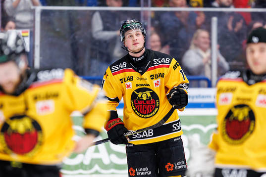 Luleås Jonas Berglund jublar