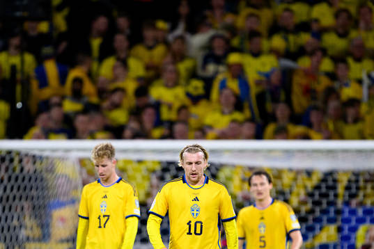 Emil Forsberg of Sweden looks dejected