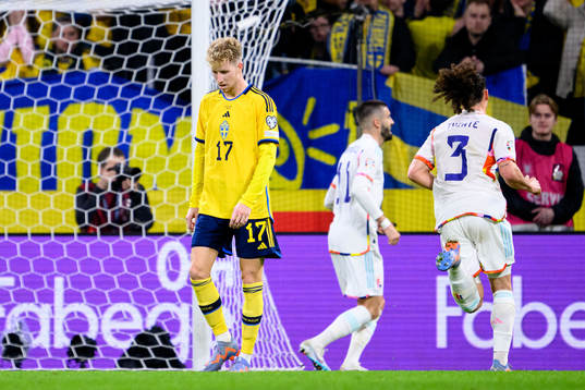 Samuel Gustafson of Sweden looks dejected