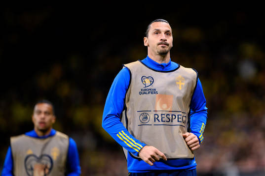 Zlatan Ibrahimovic of Sweden warms up