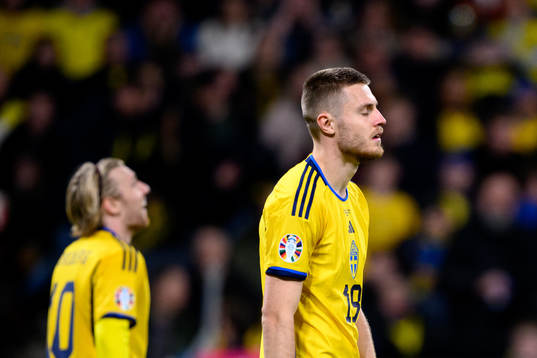 Mattias Svanberg of Sweden looks dejected