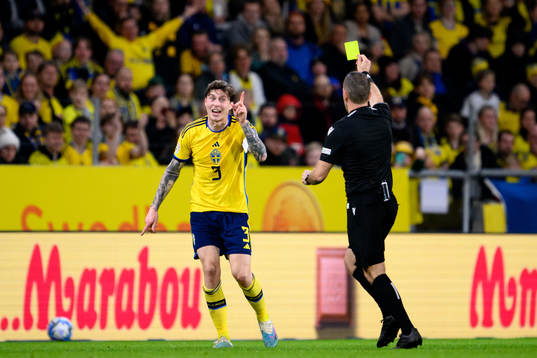 Victor Nilsson Lindelöf of Sweden reacts